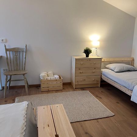 Apartament Hramisce Šmarje Zewnętrze zdjęcie